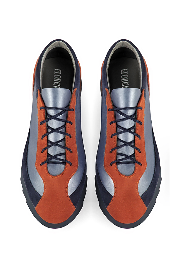 Terracotta orange and denim blue women's three-tone elegant sneakers. Round toe. Low rubber soles. Top view - Florence KOOIJMAN